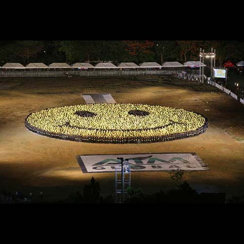 Human-Smiley-Formation_01
